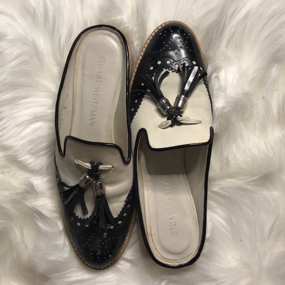 Stuart Weitzman Size 6 Cream Black Slide Loafer - image 1